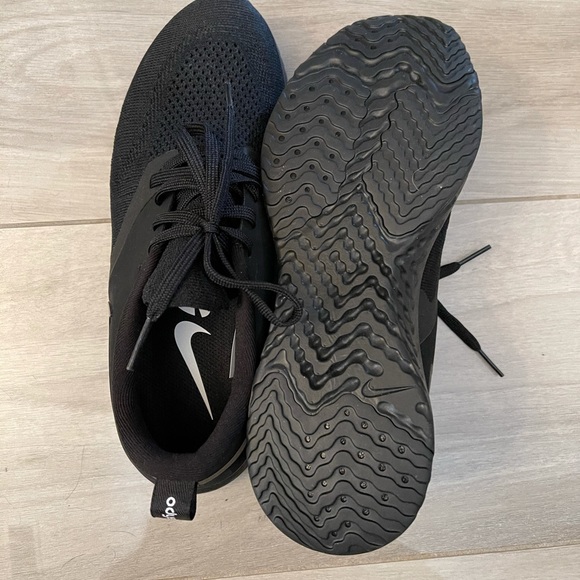 Nike odyssey react size 7 - Picture 5 of 5